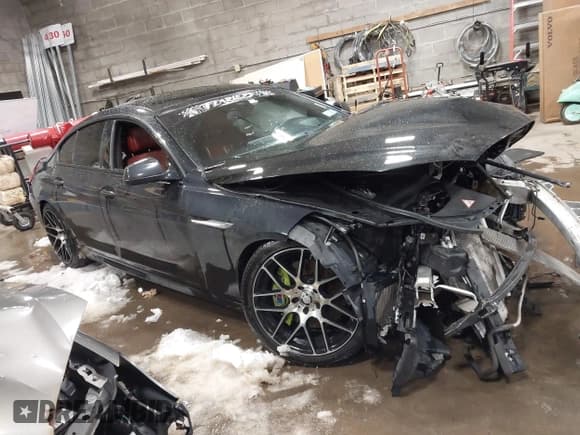 ✅ 2014 BMW 6 Series 650i xDrive • VIN: WBA6B4C56ED760482 • Lot: 41384990. Wystawiony na IAAI z przebiegiem 64 863 mil. Bezpłatny archiwum sprzedaży aukcyjnych z USA i szczegółowy raport historii pojazdu na DreamBid. Zdjęcie 1.