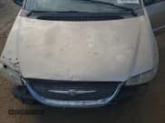 ✅ 2000 Chrysler Town & Country LX • VIN: 1C4GP44G4YB535437 • Лот: 70224824. Опубликован ранее на Copart с пробегом Не указан. Бесплатный доступ к архиву аукционных продаж из США и подробный отчёт об истории автомобиля на DreamBid. Изображение 12.