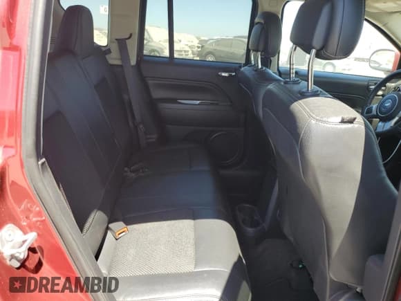 ✅ 2017 Jeep Compass Latitude • VIN: 1C4NJCEA9HD117490 • Lot: 69504935. Listed on Copart with 170,574 mi. Free auction sales archive from the USA and detailed vehicle history report at DreamBid. Image 11.