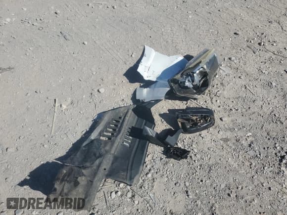 ✅ 2014 Toyota 4Runner Limited • VIN: JTEBU5JR7E5190585 • Лот: 81112705. Опубликован ранее на Copart с пробегом 224 974 миль. Бесплатный доступ к архиву аукционных продаж из США и подробный отчёт об истории автомобиля на DreamBid. Изображение 12.