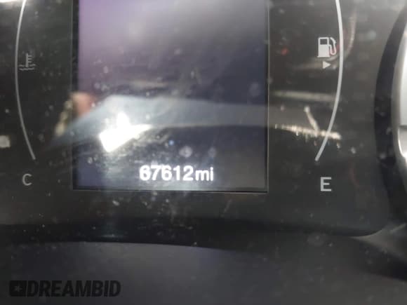 ✅ 2017 Jeep Renegade Sport • VIN: ZACCJBAB0HPG21086 • Lot: 43572267. Wystawiony na IAAI z przebiegiem 67 612 mil. Bezpłatny archiwum sprzedaży aukcyjnych z USA i szczegółowy raport historii pojazdu na DreamBid. Zdjęcie 14.