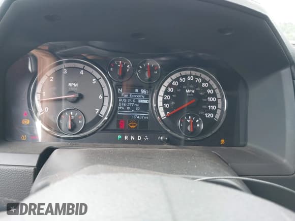 ✅ 2012 Ram 1500 Sport • VIN: 1C6RD7MT4CS154994 • Lot: 42818900. Wystawiony na IAAI z przebiegiem 117 437 mil. Bezpłatny archiwum sprzedaży aukcyjnych z USA i szczegółowy raport historii pojazdu na DreamBid. Zdjęcie 7.