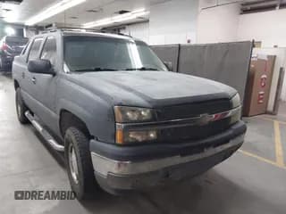 ✅ 2005 Chevrolet Avalanche LS • VIN: 3GNEC12Z95G156367 • Lot: 43211166. Listed on IAAI with 175,569 mi. Free auction sales archive from the USA and detailed vehicle history report at DreamBid. Image 1.