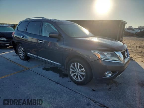 ✅ 2014 Nissan Pathfinder SL • VIN: 5N1AR2MN2EC730148 • Lot: 82715645. Listed on Copart with 209,932 mi. Free auction sales archive from the USA and detailed vehicle history report at DreamBid. Image 4.