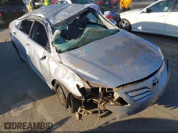 ✅ 2010 Toyota Camry • VIN: 4T1BF3EK0AU025019 • Lot: 43288997. Listed on IAAI with 28,996 mi. Free auction sales archive from the USA and detailed vehicle history report at DreamBid. Image 6.