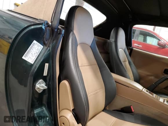 ✅ 1999 Mazda MX-5 Miata • VIN: JM1NB3536X0133036 • Lot: 76238434. Wystawiony na Copart z przebiegiem 85 046 mil. Bezpłatny archiwum sprzedaży aukcyjnych z USA i szczegółowy raport historii pojazdu na DreamBid. Zdjęcie 10.