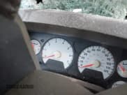 ✅ 2008 Dodge 1500 ST • VIN: 1D7HU18218J130917 • Lot: 43617480. Wystawiony na IAAI z przebiegiem 208 586 mil. Bezpłatny archiwum sprzedaży aukcyjnych z USA i szczegółowy raport historii pojazdu na DreamBid. Zdjęcie 7.