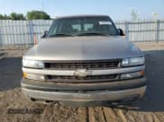 ✅ 2001 Chevrolet Suburban LS • VIN: 1GNEC16T21J281855 • Лот: 62833014. Опубликован ранее на Copart с пробегом Не указан. Бесплатный доступ к архиву аукционных продаж из США и подробный отчёт об истории автомобиля на DreamBid. Изображение 5.
