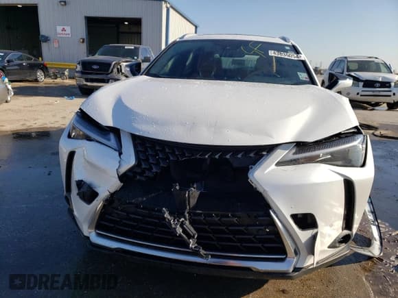 ✅ 2023 Lexus UX 250h Premium • VIN: JTHP6JBH1P2155482 • Lot: 43635054. Listed on Copart with 15,552 mi. Free auction sales archive from the USA and detailed vehicle history report at DreamBid. Image 5.