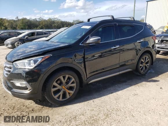 ✅ 2018 Hyundai Santa Fe Ultimate • VIN: 5XYZW4LA2JG543332 • Лот: 38692323. Опубликован ранее на Copart с пробегом 95 618 миль. Бесплатный доступ к архиву аукционных продаж из США и подробный отчёт об истории автомобиля на DreamBid. Изображение 1.