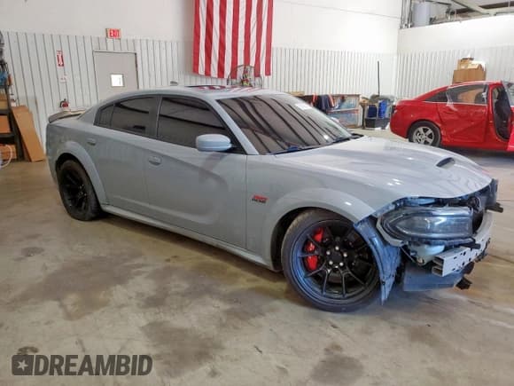 ✅ 2022 Dodge Charger Scat Pack Widebody • VIN: 2C3CDXGJ6NH181296 • Lot: 81409975. Wystawiony na Copart z przebiegiem 92 525 mil. Bezpłatny archiwum sprzedaży aukcyjnych z USA i szczegółowy raport historii pojazdu na DreamBid. Zdjęcie 4.