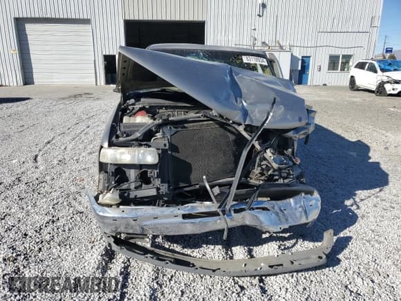 ✅ 1999 Chevrolet Silverado 1500 • VIN: 1GCEC14W2XZ119496 • Лот: 83118934. Опубликован ранее на Copart с пробегом Не указан. Бесплатный доступ к архиву аукционных продаж из США и подробный отчёт об истории автомобиля на DreamBid. Изображение 5.