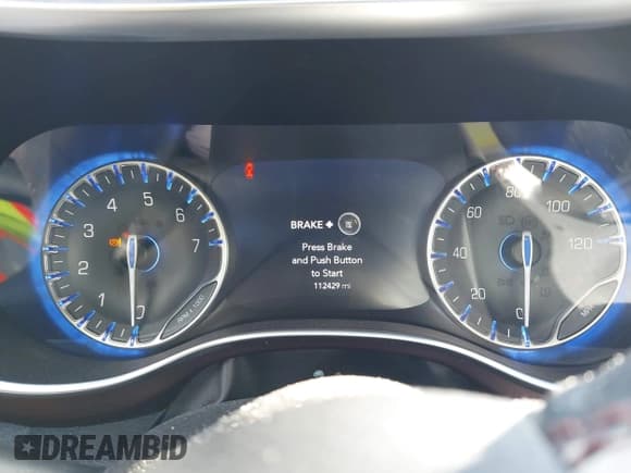 ✅ 2017 Chrysler Pacifica Limited • VIN: 2C4RC1GG5HR782711 • Lot: 43589675. Listed on IAAI with 112,429 mi. Free auction sales archive from the USA and detailed vehicle history report at DreamBid. Image 7.