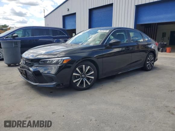✅ 2022 Honda Civic EX • VIN: JHMFE1F74NX002434 • Lot: 70129735. Listed on Copart with 42,159 mi. Free auction sales archive from the USA and detailed vehicle history report at DreamBid. Image 1.