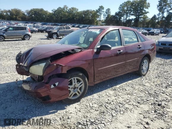 ✅ 2007 Ford Focus S • VIN: 1FAHP34N47W162524 • Лот: 82731445. Опубликован ранее на Copart с пробегом 196 662 миль. Бесплатный доступ к архиву аукционных продаж из США и подробный отчёт об истории автомобиля на DreamBid. Изображение 1.