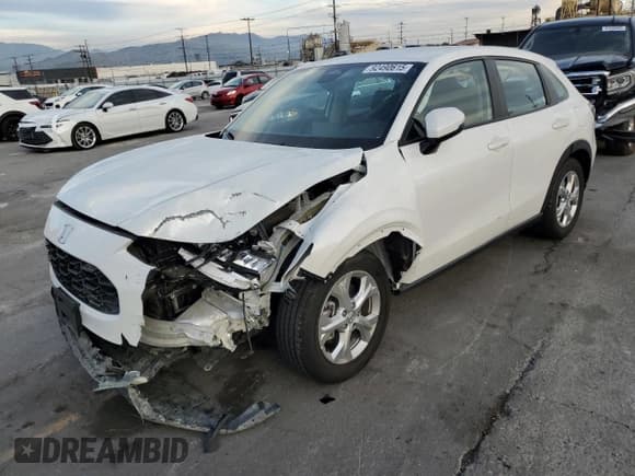 ✅ 2024 Honda HR-V LX • VIN: 3CZRZ1H34RM752810 • Lot: 92490615. Listed on Copart with 12,388 mi. Free auction sales archive from the USA and detailed vehicle history report at DreamBid. Image 1.