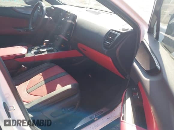 ✅ 2024 Lexus NX 450h+ F Sport • VIN: JTJKKCFZ8R2032929 • Лот: 40545726. Опубликован ранее на IAAI с пробегом Не указан. Бесплатный доступ к архиву аукционных продаж из США и подробный отчёт об истории автомобиля на DreamBid. Изображение 5.