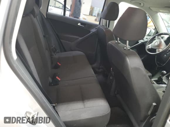 ✅ 2014 Volkswagen Tiguan • VIN: WVGCV3AX6EW549973 • Lot: 93823525. Listed on Copart with 113,159 mi. Free auction sales archive from the USA and detailed vehicle history report at DreamBid. Image 11.