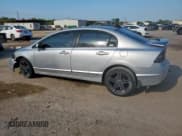 ✅ 2007 Honda Civic LX • VIN: 1HGFA15577L123516 • Лот: 70823155. Опубликован ранее на Copart с пробегом 201 887 миль. Бесплатный доступ к архиву аукционных продаж из США и подробный отчёт об истории автомобиля на DreamBid. Изображение 2.