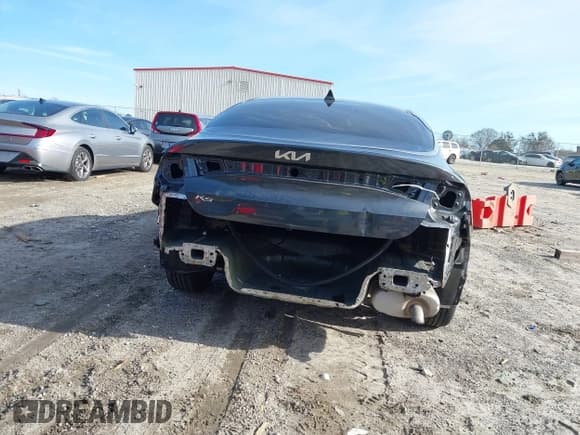 ✅ 2022 Kia K5 LXS • VIN: 5XXG14J20NG087035 • Лот: 41341109. Опубликован ранее на IAAI с пробегом 35 688 миль. Бесплатный доступ к архиву аукционных продаж из США и подробный отчёт об истории автомобиля на DreamBid. Изображение 17.