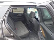 ✅ 2019 GMC Terrain SLE • VIN: 3GKALTEX4KL178054 • Lot: 42704688. Wystawiony na IAAI z przebiegiem 74 608 mil. Bezpłatny archiwum sprzedaży aukcyjnych z USA i szczegółowy raport historii pojazdu na DreamBid. Zdjęcie 8.