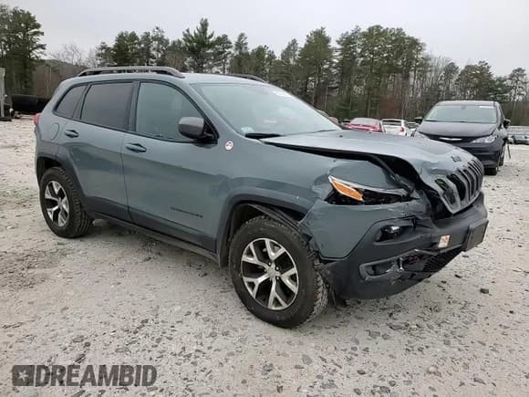 ✅ 2014 Jeep Cherokee Trailhawk • VIN: 1C4PJMBSXEW173045 • Lot: 95015875. Wystawiony na Copart z przebiegiem 150 829 mil. Bezpłatny archiwum sprzedaży aukcyjnych z USA i szczegółowy raport historii pojazdu na DreamBid. Zdjęcie 13.