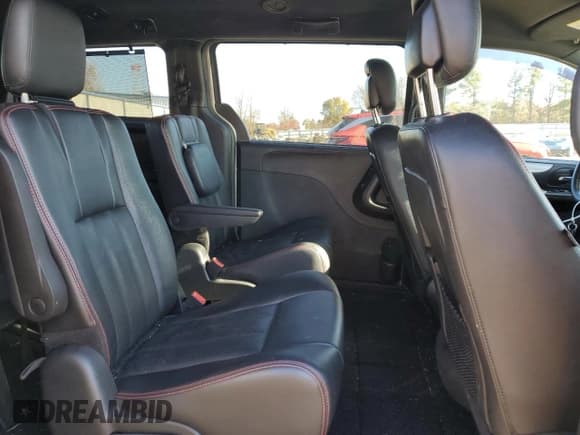 ✅ 2014 Dodge Grand Caravan R/T • VIN: 2C4RDGEG3ER299152 • Лот: 91601435. Опубликован ранее на Copart с пробегом 155 859 миль. Бесплатный доступ к архиву аукционных продаж из США и подробный отчёт об истории автомобиля на DreamBid. Изображение 11.