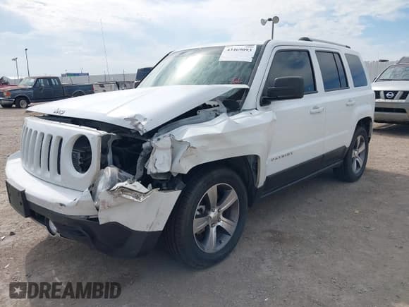 ✅ 2017 Jeep Patriot High Altitude • VIN: 1C4NJPFA1HD132426 • Lot: 43469093. Listed on IAAI with 138,364 mi. Free auction sales archive from the USA and detailed vehicle history report at DreamBid. Image 18.
