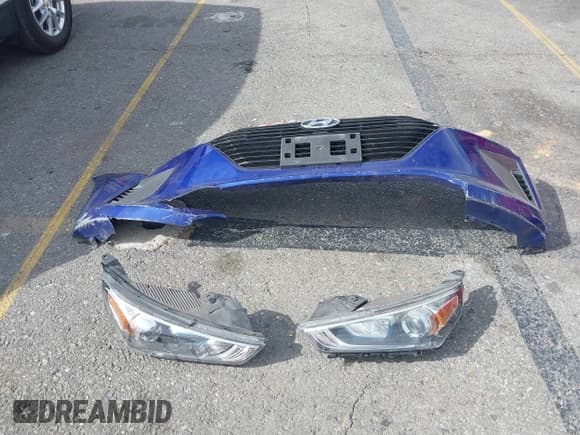 ✅ 2019 Hyundai Ioniq Blue • VIN: KMHC65LC7KU145204 • Lot: 41493466. Wystawiony na IAAI z przebiegiem 113 131 mil. Bezpłatny archiwum sprzedaży aukcyjnych z USA i szczegółowy raport historii pojazdu na DreamBid. Zdjęcie 12.