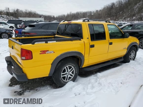 ✅ 2002 Chevrolet S-10 LS • VIN: 1GCDT13W32K235529 • Лот: 51673515. Опубликован ранее на Copart с пробегом 75 963 миль. Бесплатный доступ к архиву аукционных продаж из США и подробный отчёт об истории автомобиля на DreamBid. Изображение 3.
