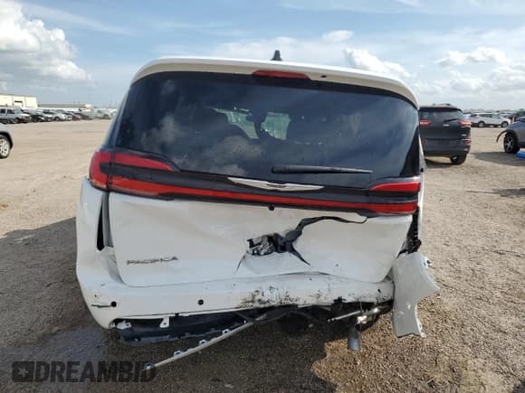 ✅ 2026 Chrysler Pacifica Select • VIN: 2C4RC1BGXTR167555 • Лот: 90015155. Опубликован ранее на Copart с пробегом 5 127 миль. Бесплатный доступ к архиву аукционных продаж из США и подробный отчёт об истории автомобиля на DreamBid. Изображение 6.