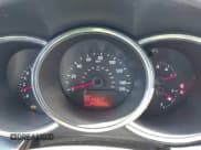 ✅ 2012 Kia Sorento LX • VIN: 5XYKT3A17CG223840 • Lot: 43659635. Wystawiony na IAAI z przebiegiem 245 260 mil. Bezpłatny archiwum sprzedaży aukcyjnych z USA i szczegółowy raport historii pojazdu na DreamBid. Zdjęcie 7.