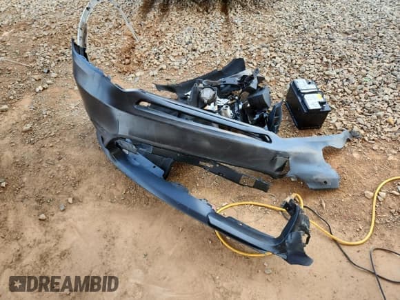 ✅ 2016 Dodge Durango R/T • VIN: 1C4SDHCT4GC394452 • Lot: 80479235. Wystawiony na Copart z przebiegiem 116 618 mil. Bezpłatny archiwum sprzedaży aukcyjnych z USA i szczegółowy raport historii pojazdu na DreamBid. Zdjęcie 13.