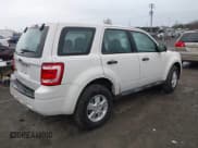 ✅ 2012 Ford Escape XLS • VIN: 1FMCU9C71CKA45029 • Lot: 43790472. Wystawiony na IAAI z przebiegiem 83 508 mil. Bezpłatny archiwum sprzedaży aukcyjnych z USA i szczegółowy raport historii pojazdu na DreamBid. Zdjęcie 4.