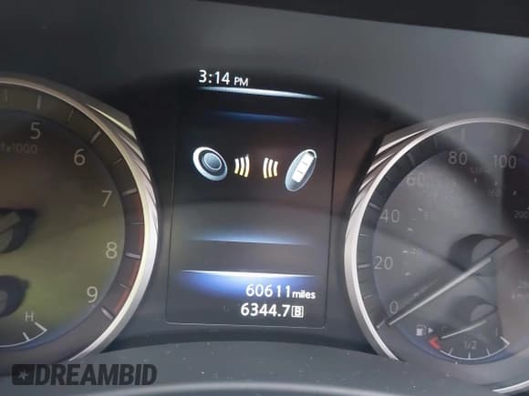 ✅ 2017 Infiniti Q50 Premium • VIN: JN1EV7AR6HM838604 • Lot: 41515766. Wystawiony na IAAI z przebiegiem 60 611 mil. Bezpłatny archiwum sprzedaży aukcyjnych z USA i szczegółowy raport historii pojazdu na DreamBid. Zdjęcie 7.