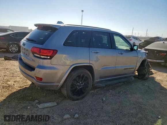 ✅ 2019 Jeep Grand Cherokee Altitude • VIN: 1C4RJEAG3KC615415 • Lot: 84956095. Listed on Copart with 93,933 mi. Free auction sales archive from the USA and detailed vehicle history report at DreamBid. Image 3.
