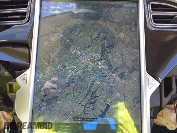 ✅ 2015 Tesla Model S 85 • VIN: 5YJSA1E18FF104436 • Lot: 42686314. Listed on IAAI with 179,459 mi. Free auction sales archive from the USA and detailed vehicle history report at DreamBid. Image 18.