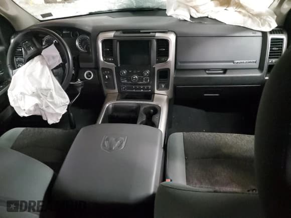 ✅ 2018 Ram 2500 SLT • VIN: 3C6UR5DL2JG411753 • Лот: 87439024. Опубликован ранее на Copart с пробегом Не указан. Бесплатный доступ к архиву аукционных продаж из США и подробный отчёт об истории автомобиля на DreamBid. Изображение 8.