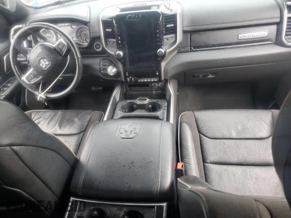 ✅ 2022 Ram 1500 Laramie • VIN: 1C6SRFJT5NN387396 • Лот: 58203295. Опубликован ранее на Copart с пробегом Не указан. Бесплатный доступ к архиву аукционных продаж из США и подробный отчёт об истории автомобиля на DreamBid. Изображение 8.