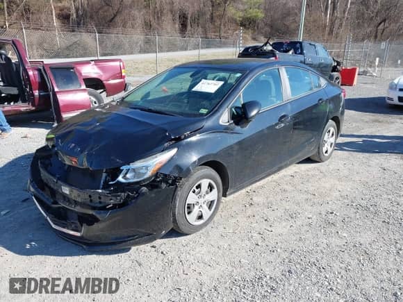 2017 Chevrolet Cruze LS с VIN 1G1BB5SMXH7177019, выставлен на аукционе IAAI как лот 41762702 с пробегом 128 532 миль миль и . История ставок и продаж доступна на DreamBid. Изображение 2.