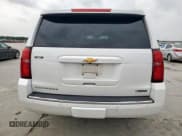 ✅ 2018 Chevrolet Suburban Premier • VIN: 1GNSCJKC5JR184384 • Lot: 53512255. Wystawiony na Copart z przebiegiem 161 503 mil. Bezpłatny archiwum sprzedaży aukcyjnych z USA i szczegółowy raport historii pojazdu na DreamBid. Zdjęcie 6.
