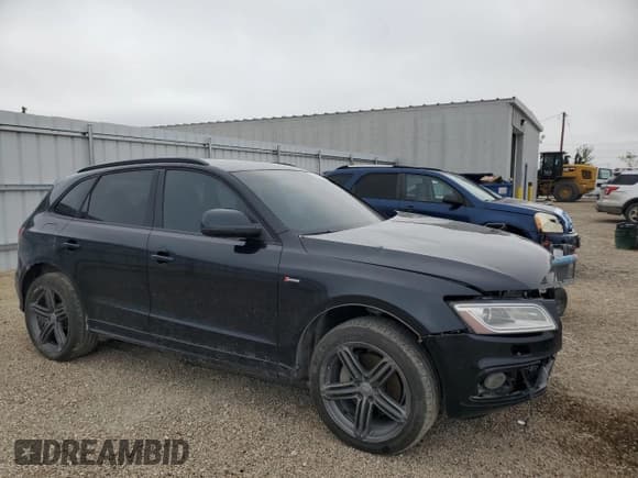 ✅ 2014 Audi Q5 Prestige • VIN: WA1WGAFP8EA061270 • Lot: 80890305. Listed on Copart with 178,095 mi. Free auction sales archive from the USA and detailed vehicle history report at DreamBid. Image 4.