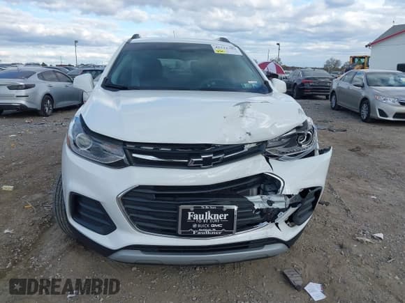 ✅ 2020 Chevrolet Trax LT • VIN: KL7CJPSB5LB000700 • Lot: 43531707. Wystawiony na IAAI z przebiegiem 28 920 mil. Bezpłatny archiwum sprzedaży aukcyjnych z USA i szczegółowy raport historii pojazdu na DreamBid. Zdjęcie 12.