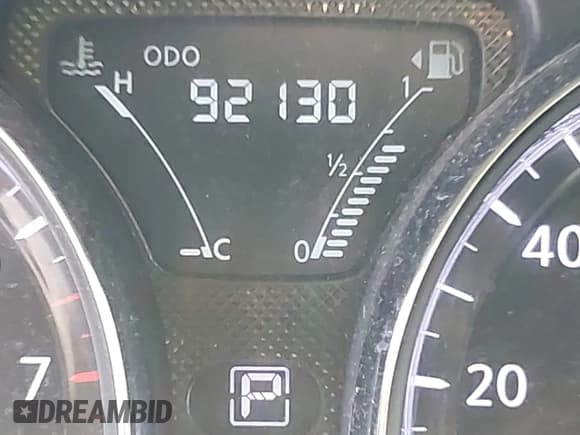 ✅ 2017 Nissan Versa SV • VIN: 3N1CN7APXHL902918 • Лот: 43184499. Опубликован ранее на IAAI с пробегом 92 130 миль. Бесплатный доступ к архиву аукционных продаж из США и подробный отчёт об истории автомобиля на DreamBid. Изображение 16.