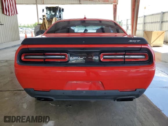 ✅ 2016 Dodge Challenger SRT Hellcat • VIN: 2C3CDZC90GH168067 • Лот: 67282353. Опубликован ранее на Copart с пробегом 43 391 миль. Бесплатный доступ к архиву аукционных продаж из США и подробный отчёт об истории автомобиля на DreamBid. Изображение 6.