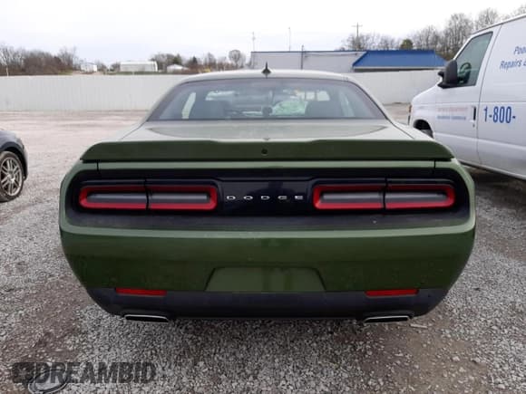 ✅ 2022 Dodge Challenger GT • VIN: 2C3CDZJG9NH227129 • Lot: 43214983. Wystawiony na Copart z przebiegiem 987 mil. Bezpłatny archiwum sprzedaży aukcyjnych z USA i szczegółowy raport historii pojazdu na DreamBid. Zdjęcie 6.