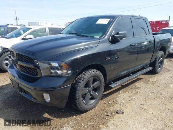 ✅ 2018 Ram 1500 Big Horn • VIN: 1C6RR7LTXJS241458 • Лот: 42082580. Опубликован ранее на IAAI с пробегом 118 006 миль. Бесплатный доступ к архиву аукционных продаж из США и подробный отчёт об истории автомобиля на DreamBid. Изображение 2.
