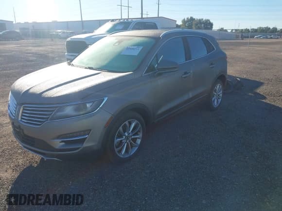 ✅ 2017 Lincoln MKC Select • VIN: 5LMCJ2D97HUL00792 • Лот: 43548211. Опубликован ранее на IAAI с пробегом 91 113 миль. Бесплатный доступ к архиву аукционных продаж из США и подробный отчёт об истории автомобиля на DreamBid. Изображение 18.