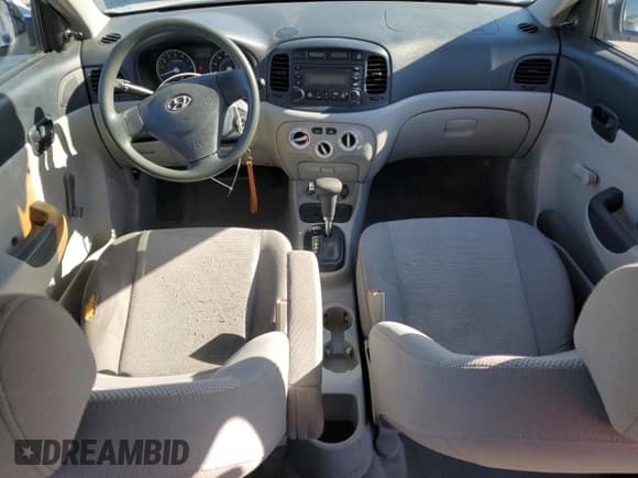 ✅ 2006 Hyundai Accent GLS • VIN: KMHCN46CX6U026092 • Лот: 66013045. Опубликован ранее на Copart с пробегом 117 657 миль. Бесплатный доступ к архиву аукционных продаж из США и подробный отчёт об истории автомобиля на DreamBid. Изображение 8.