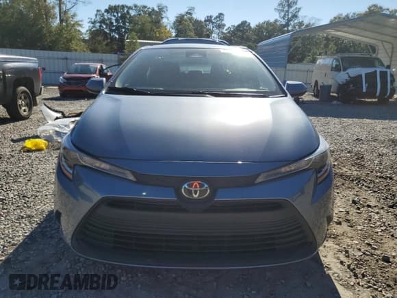 ✅ 2025 Toyota Corolla LE • VIN: 5YFB4MDE4SP240378 • Lot: 82455605. Listed on Copart with 8,387 mi. Free auction sales archive from the USA and detailed vehicle history report at DreamBid. Image 5.